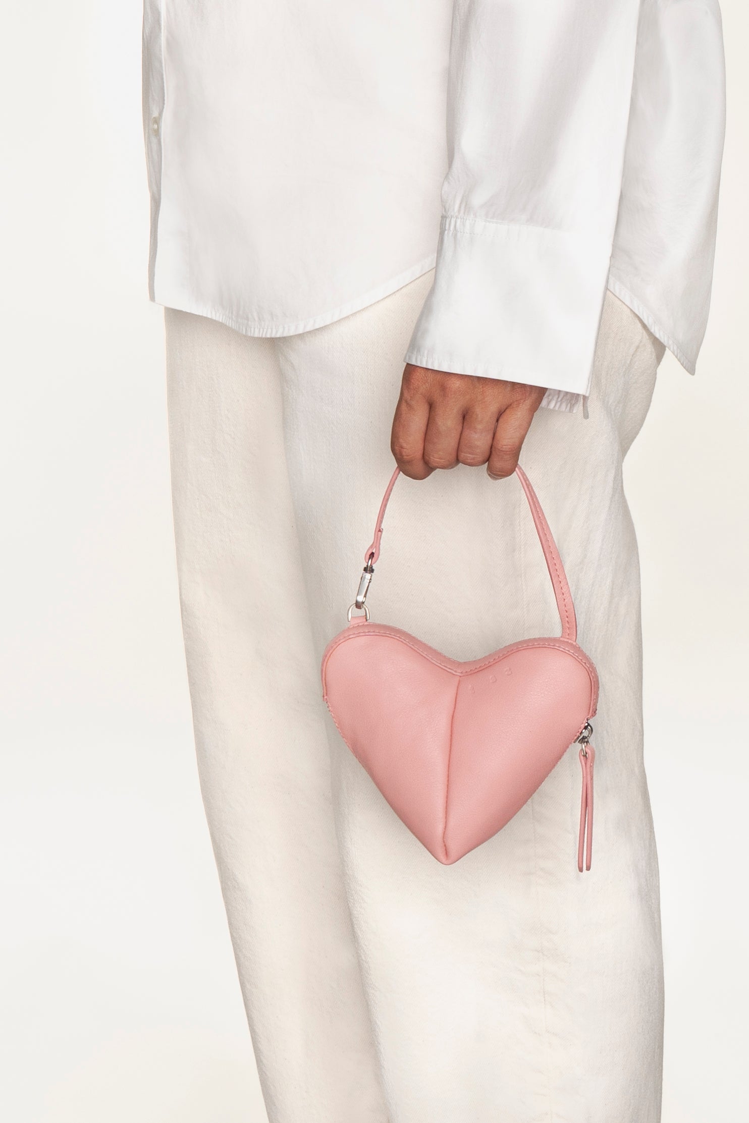 the corazón bubblegum pink pouch