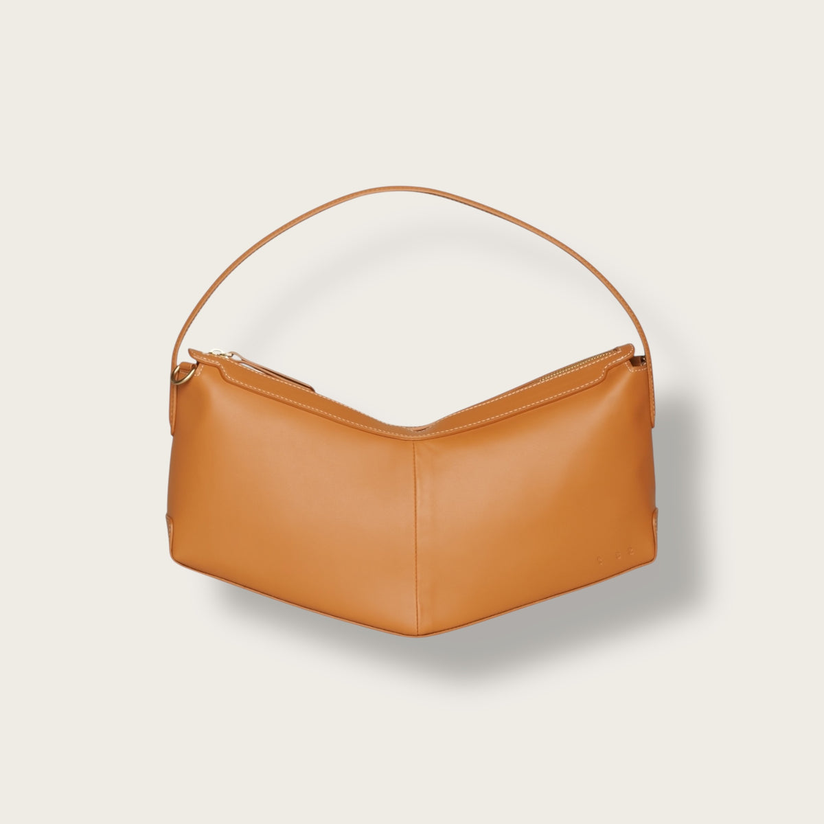 the V baguette cognac surplus leather shoulder bag